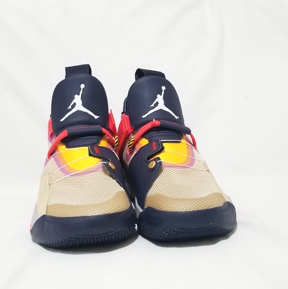 Nike Air Jordan 33 Visible Utility - Picture 3 of 8